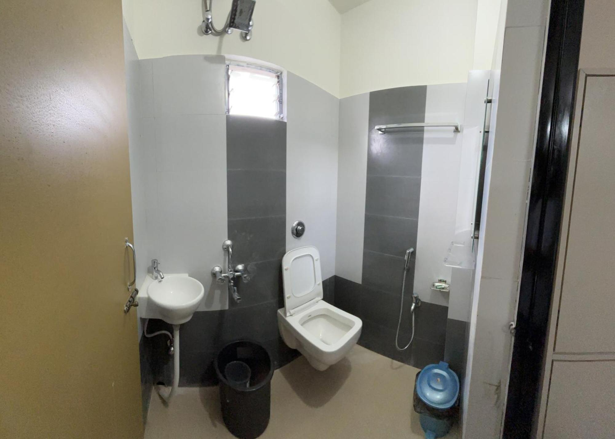 Ichhamati Hotel And Restaurant Hasnabad Екстериор снимка