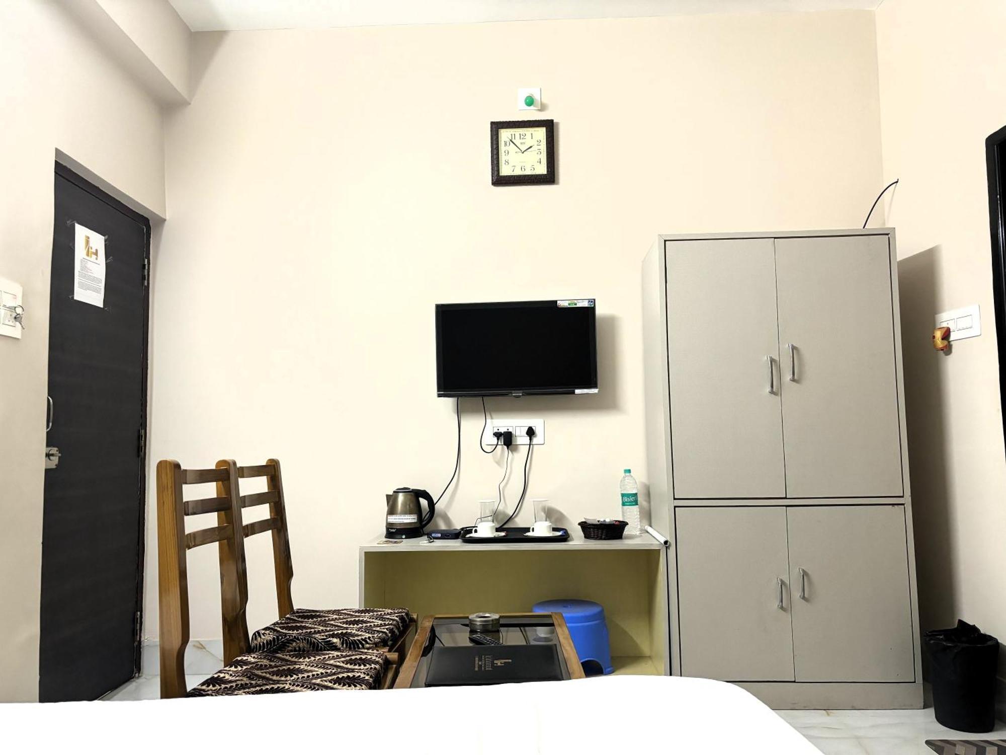 Ichhamati Hotel And Restaurant Hasnabad Екстериор снимка